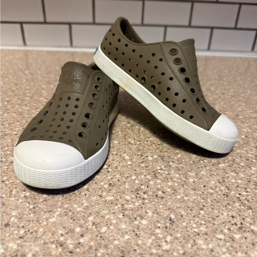 Native Kids' Jefferson Water Friendly Slip-On Sneaker